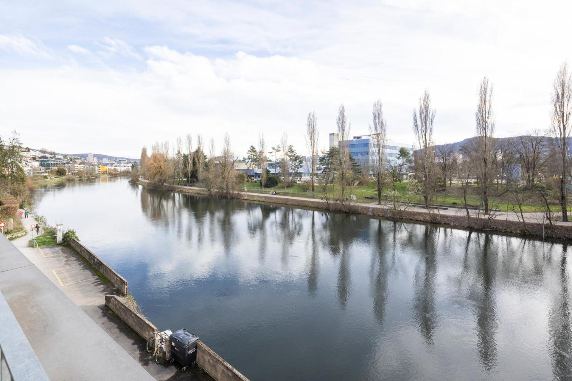 Stayy The River - Contactless Check-In Zürih Dış mekan fotoğraf